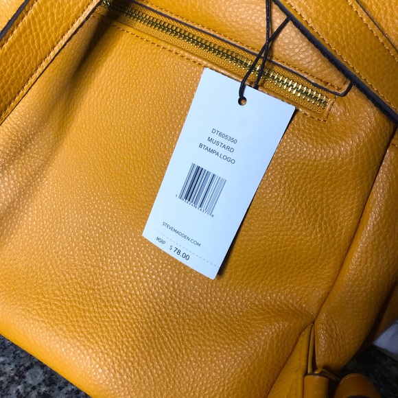 Backpack - Picture 4 of 8